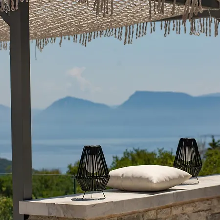 Βίλα Amalfi Lefkada